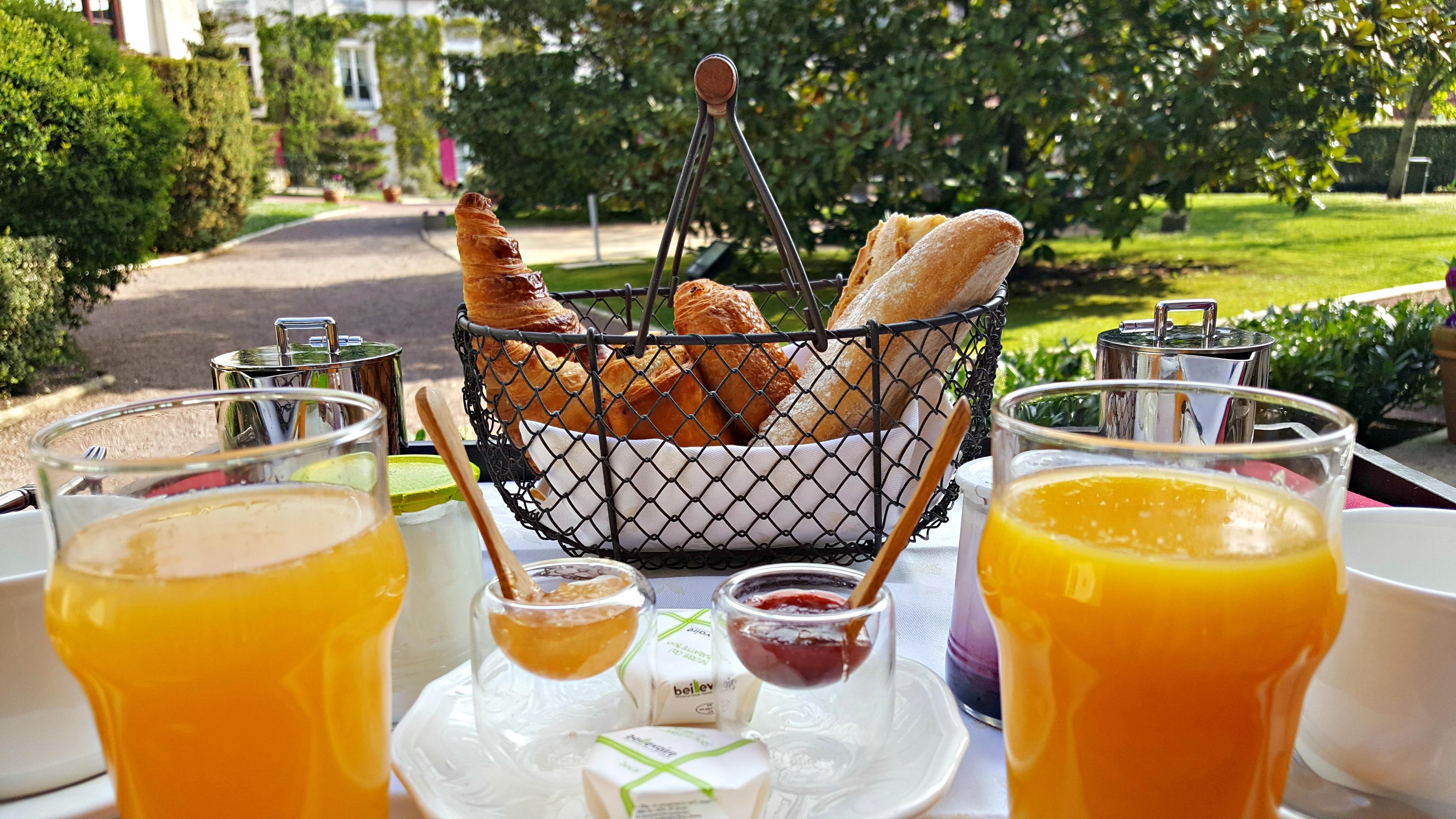 Le Manoir De Gressy Hotell Exteriör bild