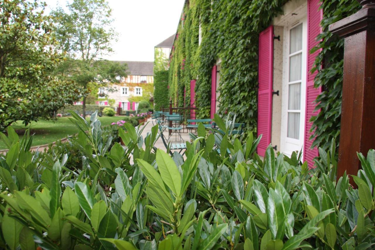 Le Manoir De Gressy Hotell Exteriör bild