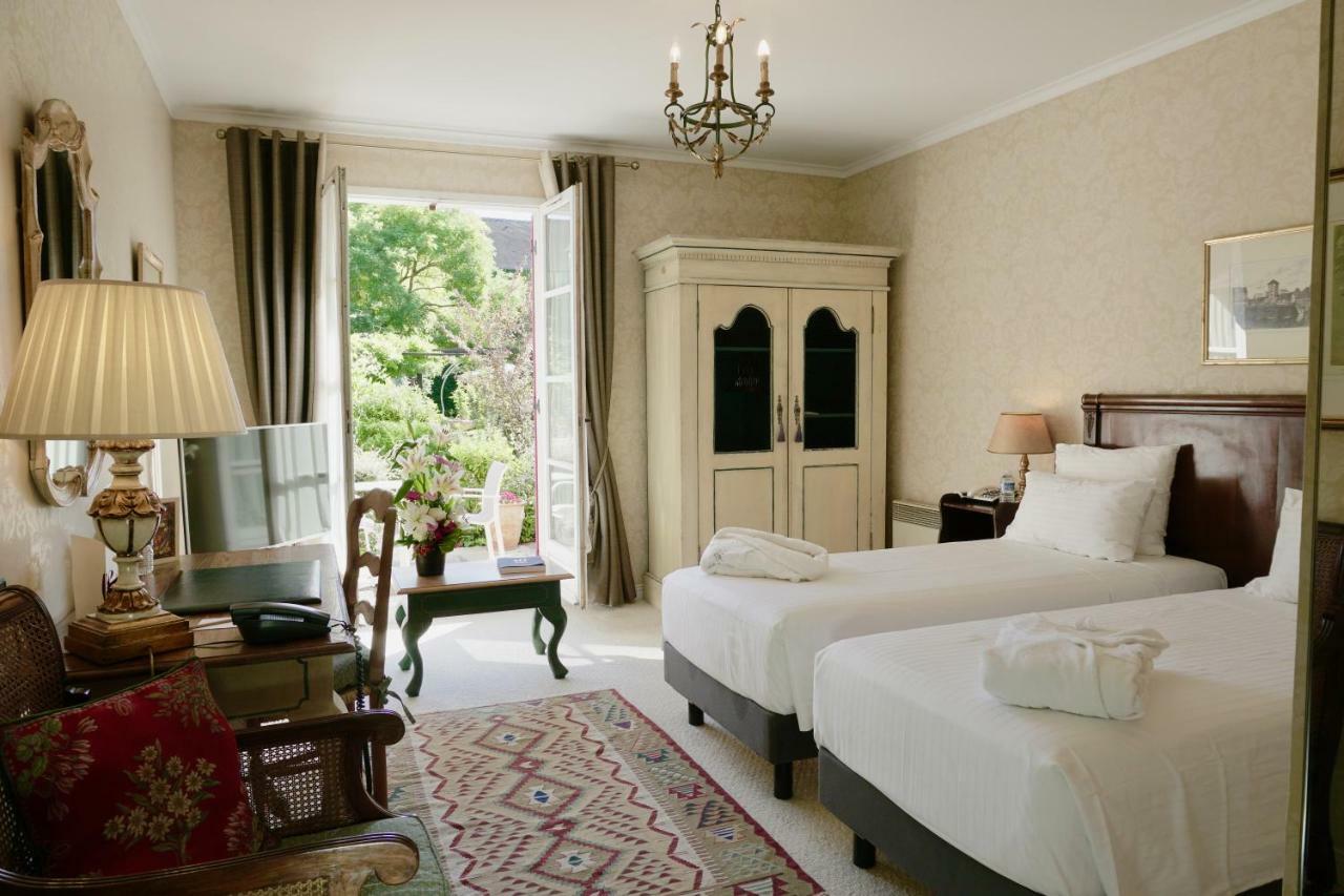 Le Manoir De Gressy Hotell Exteriör bild
