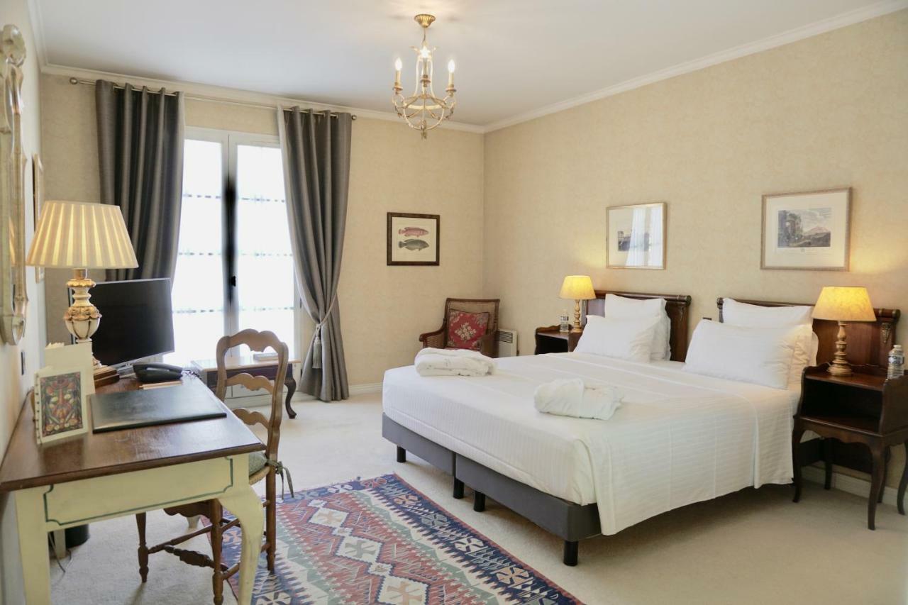 Le Manoir De Gressy Hotell Exteriör bild