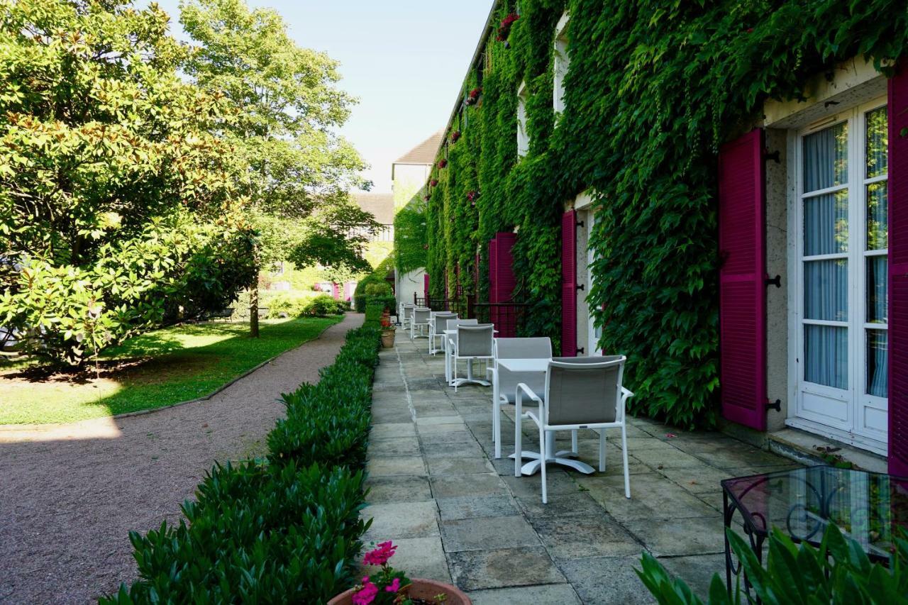 Le Manoir De Gressy Hotell Exteriör bild